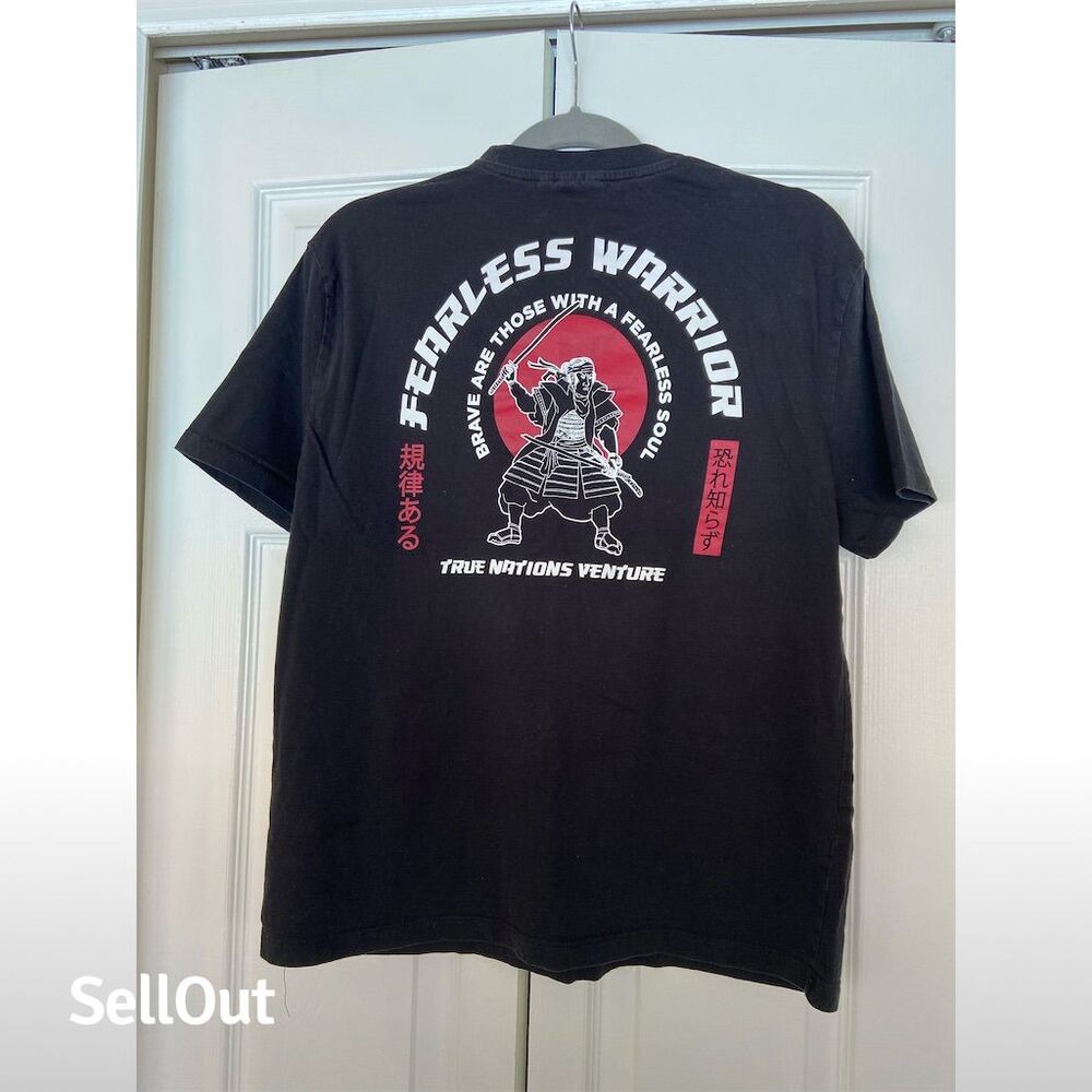 ASOS DESIGN Men's Black Graphic T-Shirt Fearless Warrior Samurai M Standard